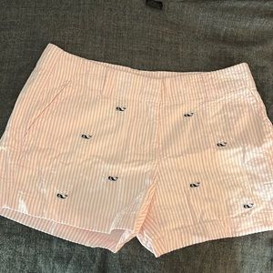 Vineyard vine shorts